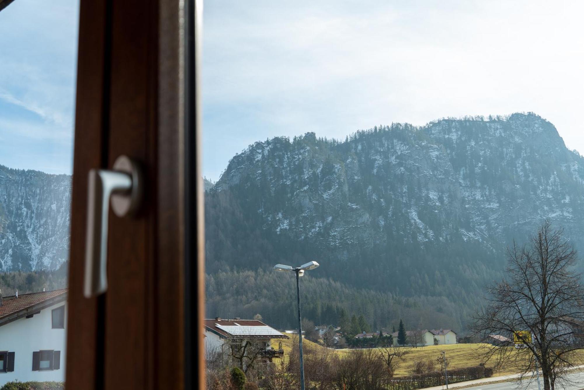 Hotel Bavaria Inzell Quarto foto